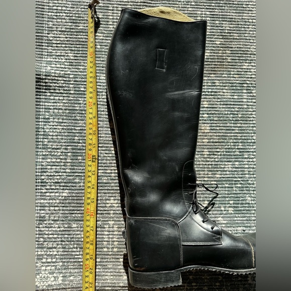 Black Leather Riding Boots - Picture 7 of 10